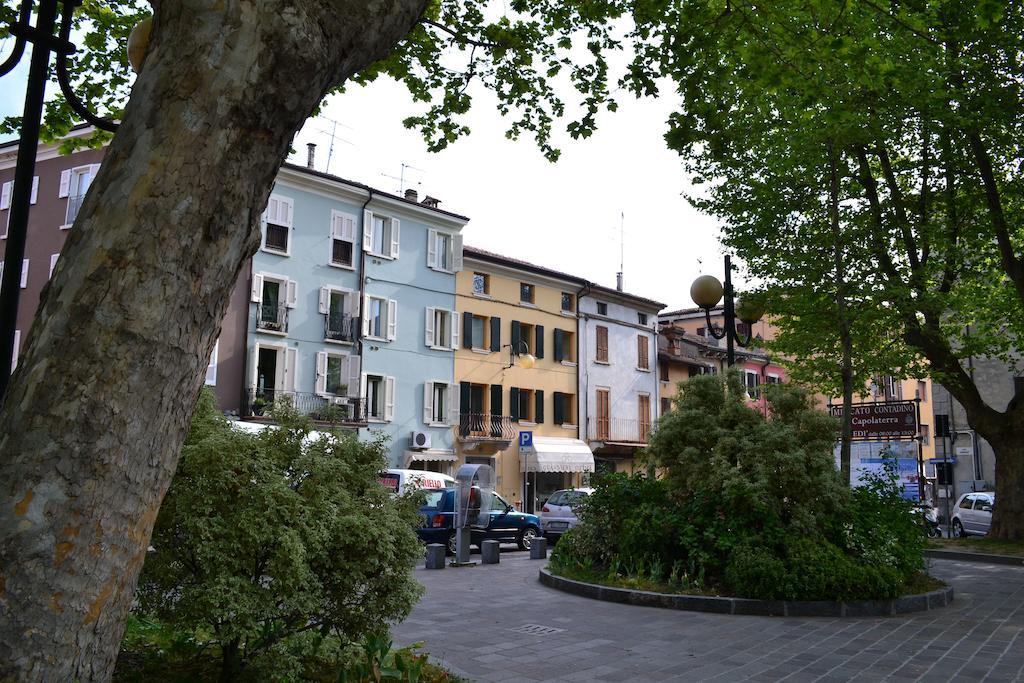 Relais De La Place Apartman Desenzano del Garda Szoba fotó